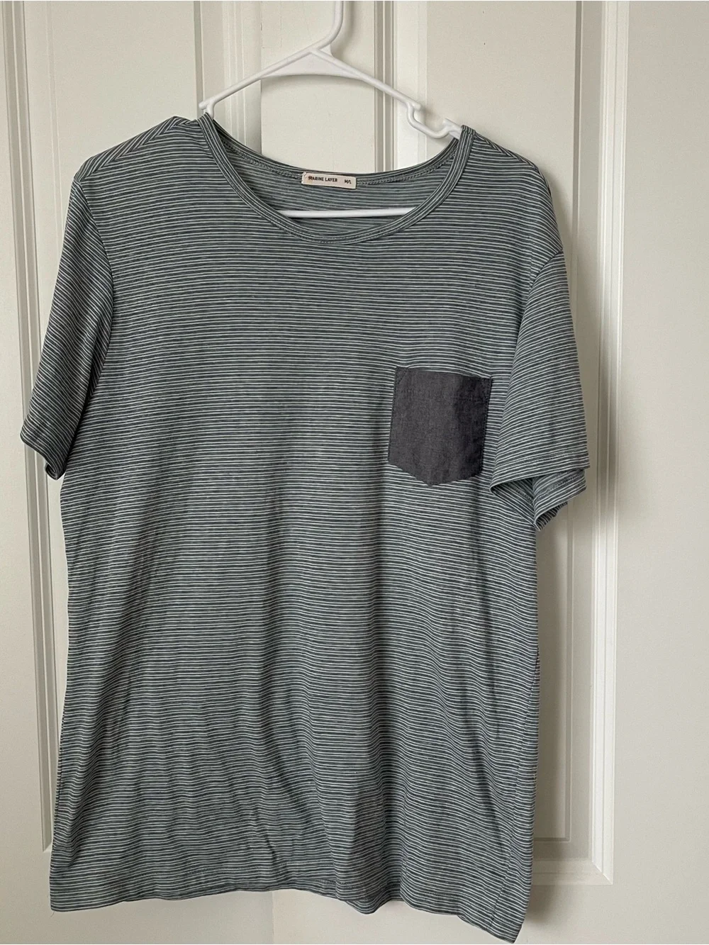 Men’s Marine Layer Striped Signature Pocket Tee M/L Blue Short Sleeve Light